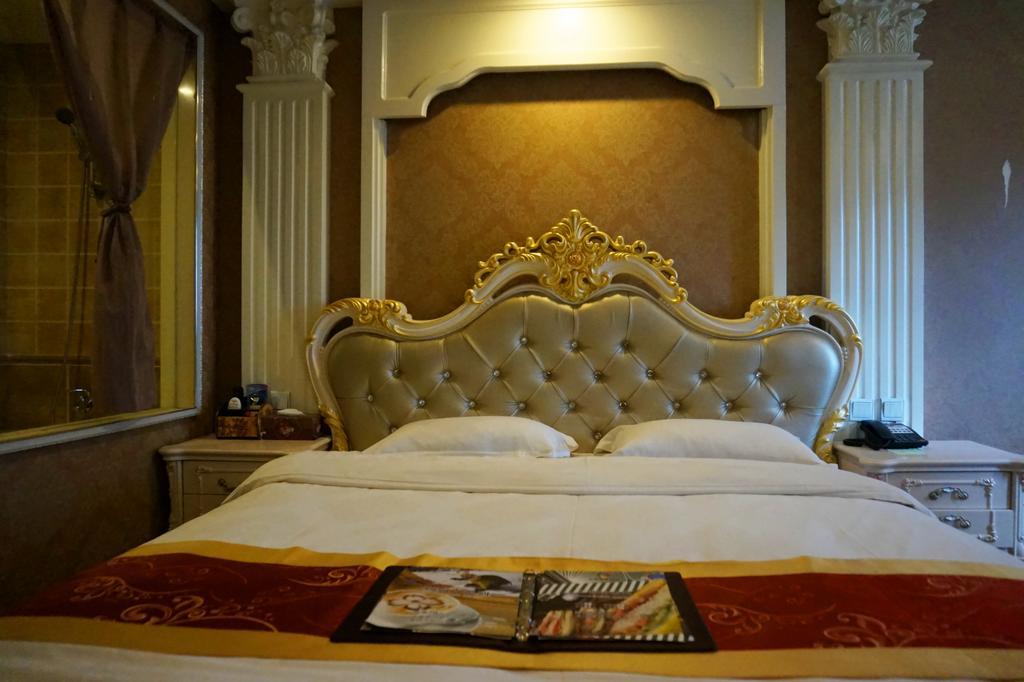 Harbin Walker Coffee Hotel Экстерьер фото